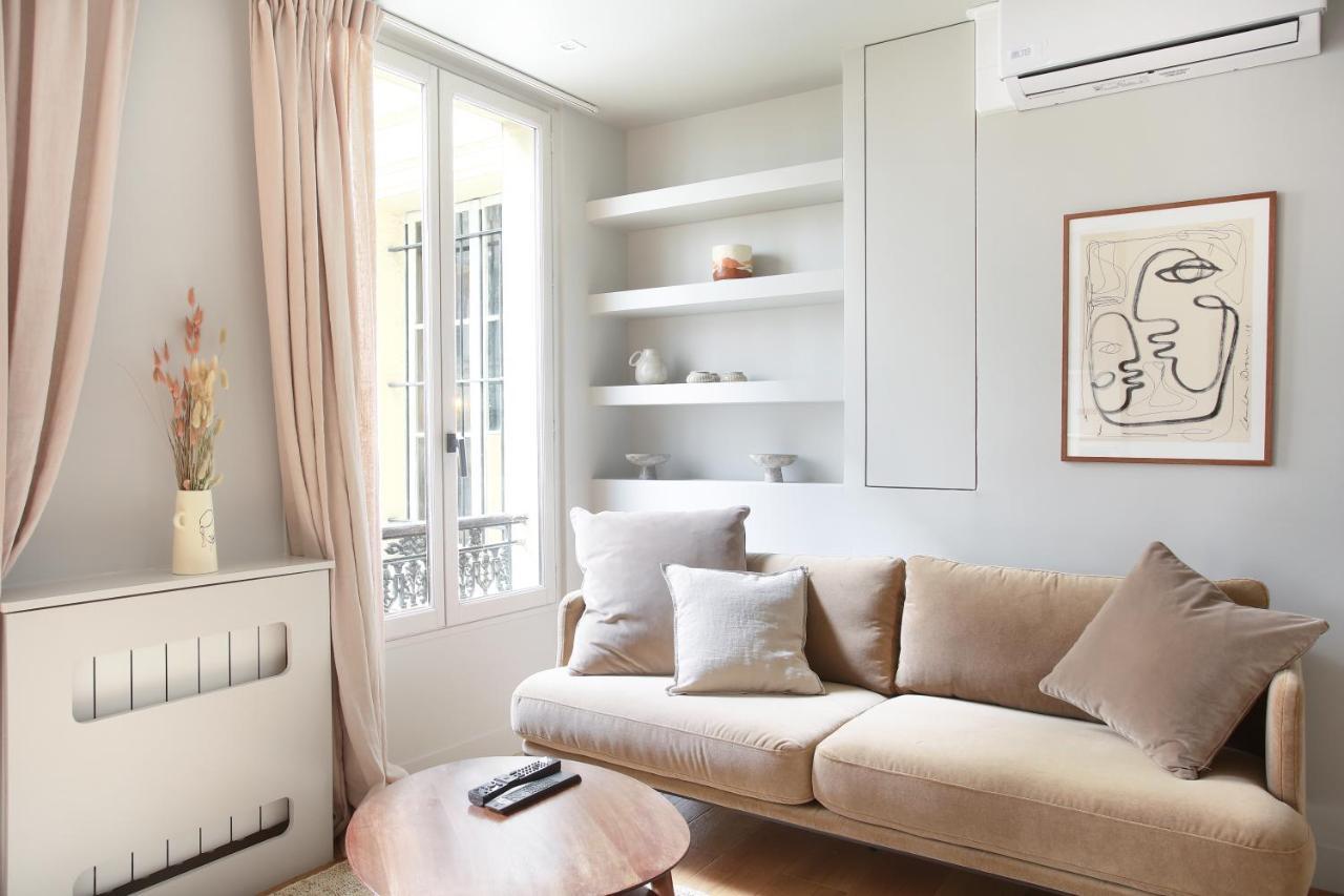 Residence In The Center Of Paris By Studio Prestige Exterior photo