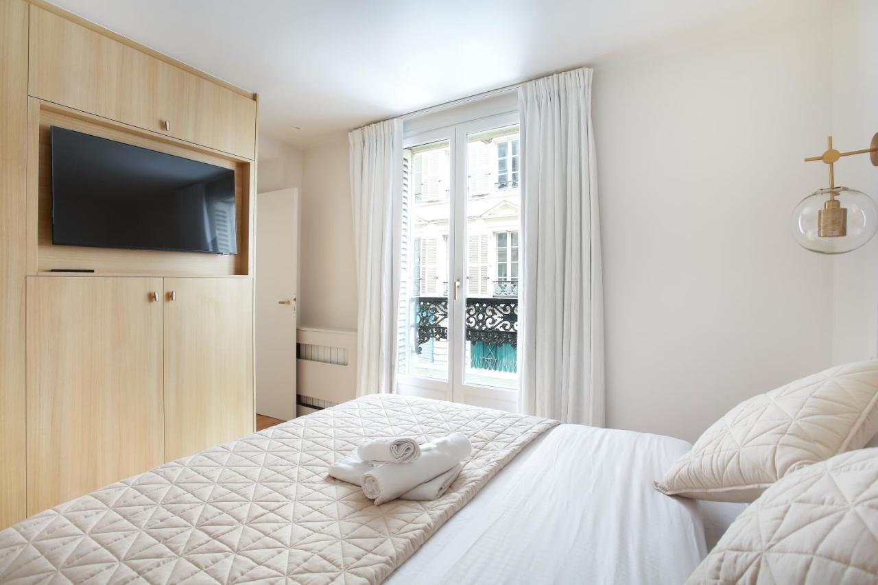 Residence In The Center Of Paris By Studio Prestige Exterior photo